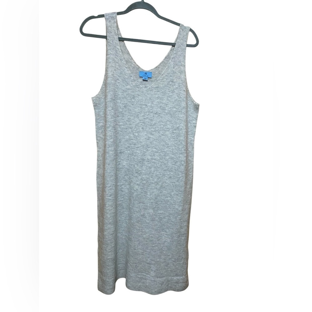 CeCe Gray MIDI Length Sleeveless Sweater Dress, Size Large.